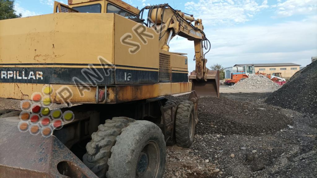 CATERPILLAR 212 (Categoria: Escavatori)