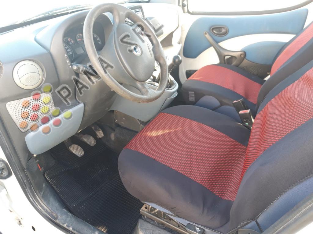 FIAT DOBLO' (Categoria: Furgonati)