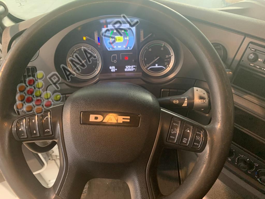 DAF XF 460 (Categoria: Trattori stradali)