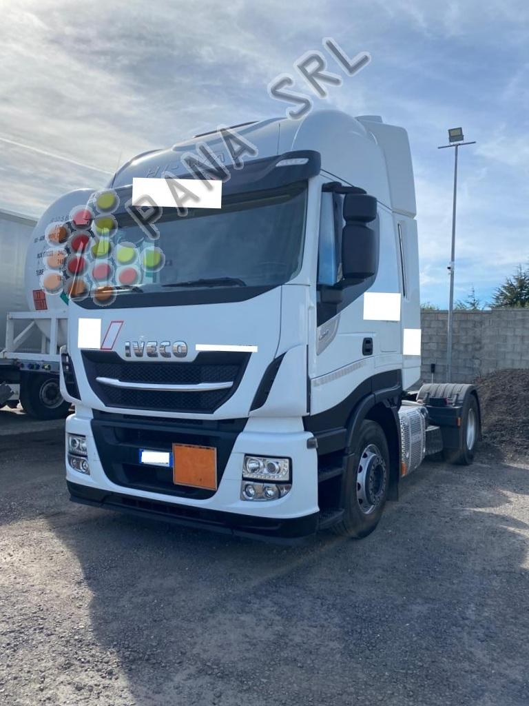 IVECO AS440T/P (Categoria: Trattori stradali)