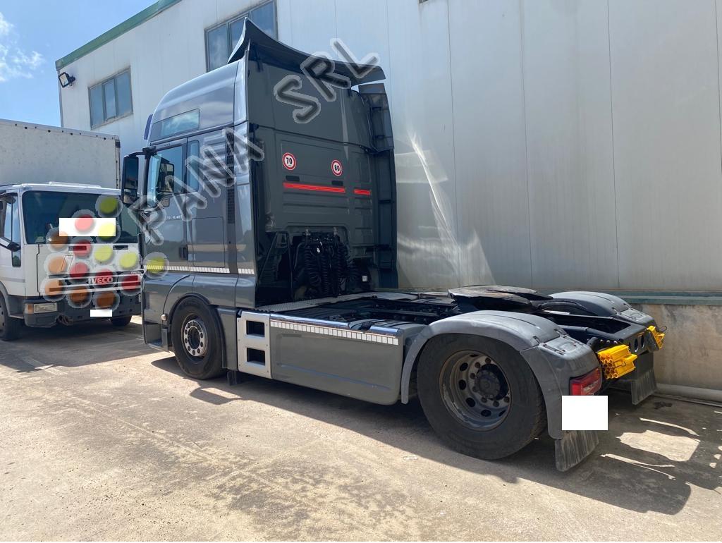 MAN TGX 18 480 (Categoria: Trattori stradali)