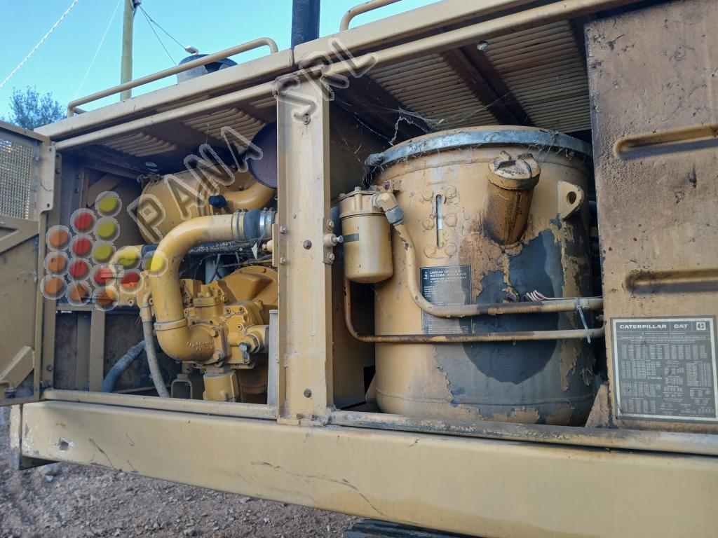 CATERPILLAR 215 (Categoria: Escavatori)