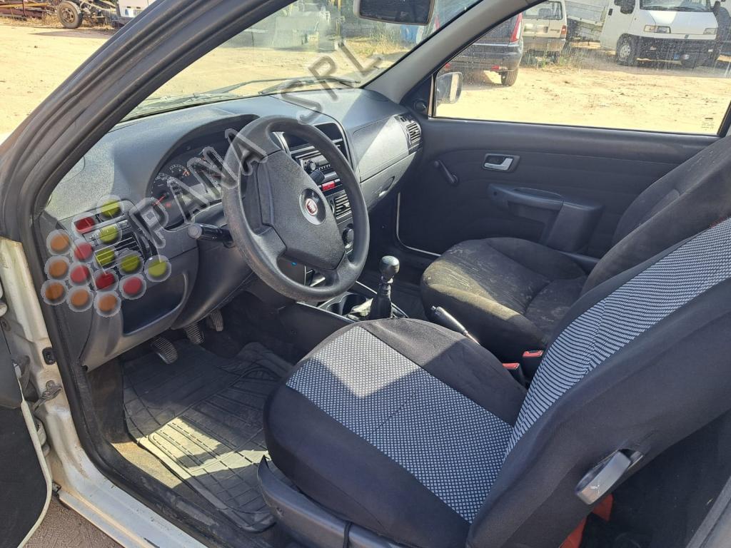 FIAT STRADA (Categoria: Furgonati)
