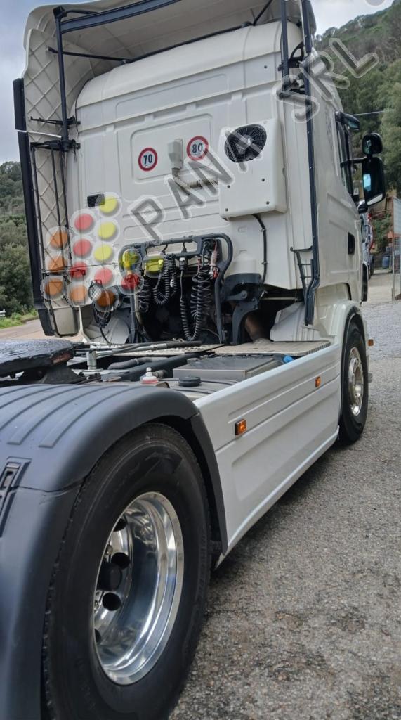 SCANIA R 560 (Categoria: Trattori stradali)