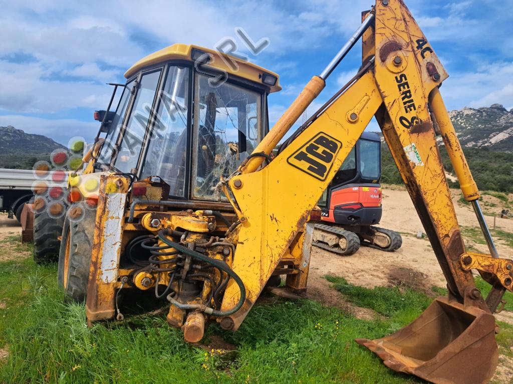 JCB 4C (Categoria: Terne)