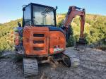 HITACHI ZAXIS