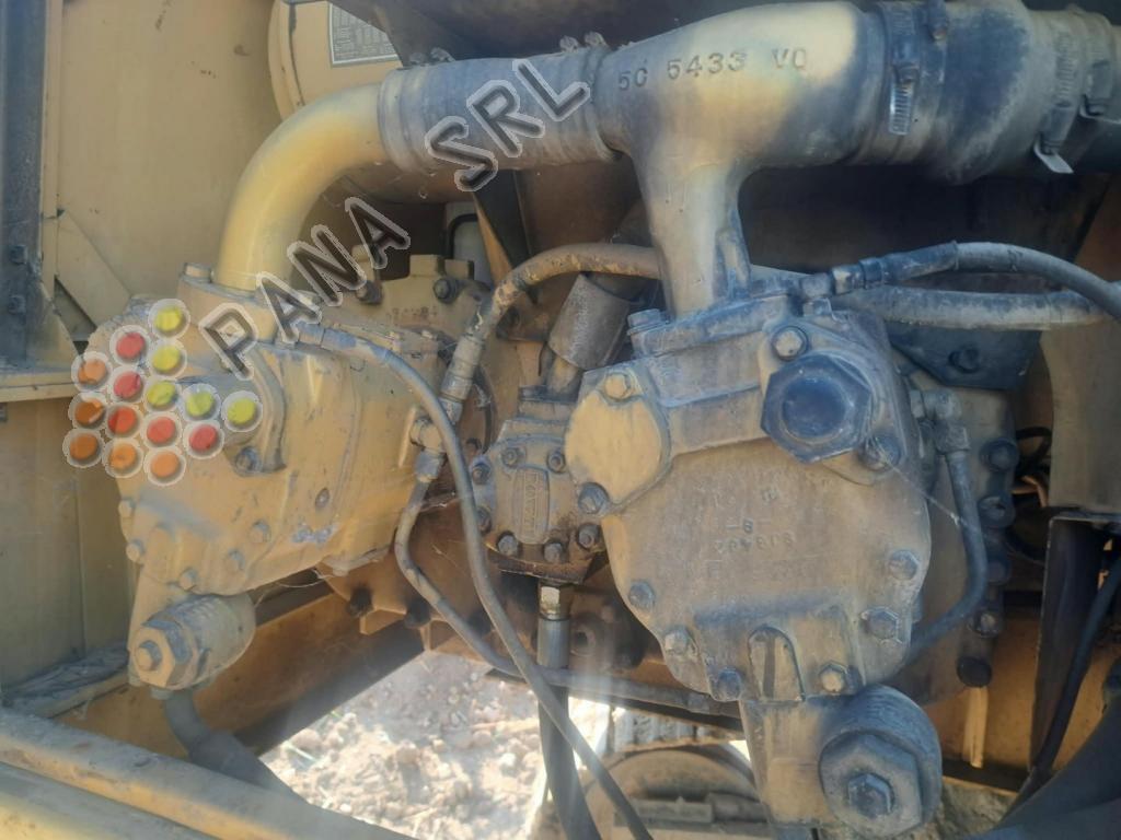 CATERPILLAR 215 B (Categoria: Escavatori)